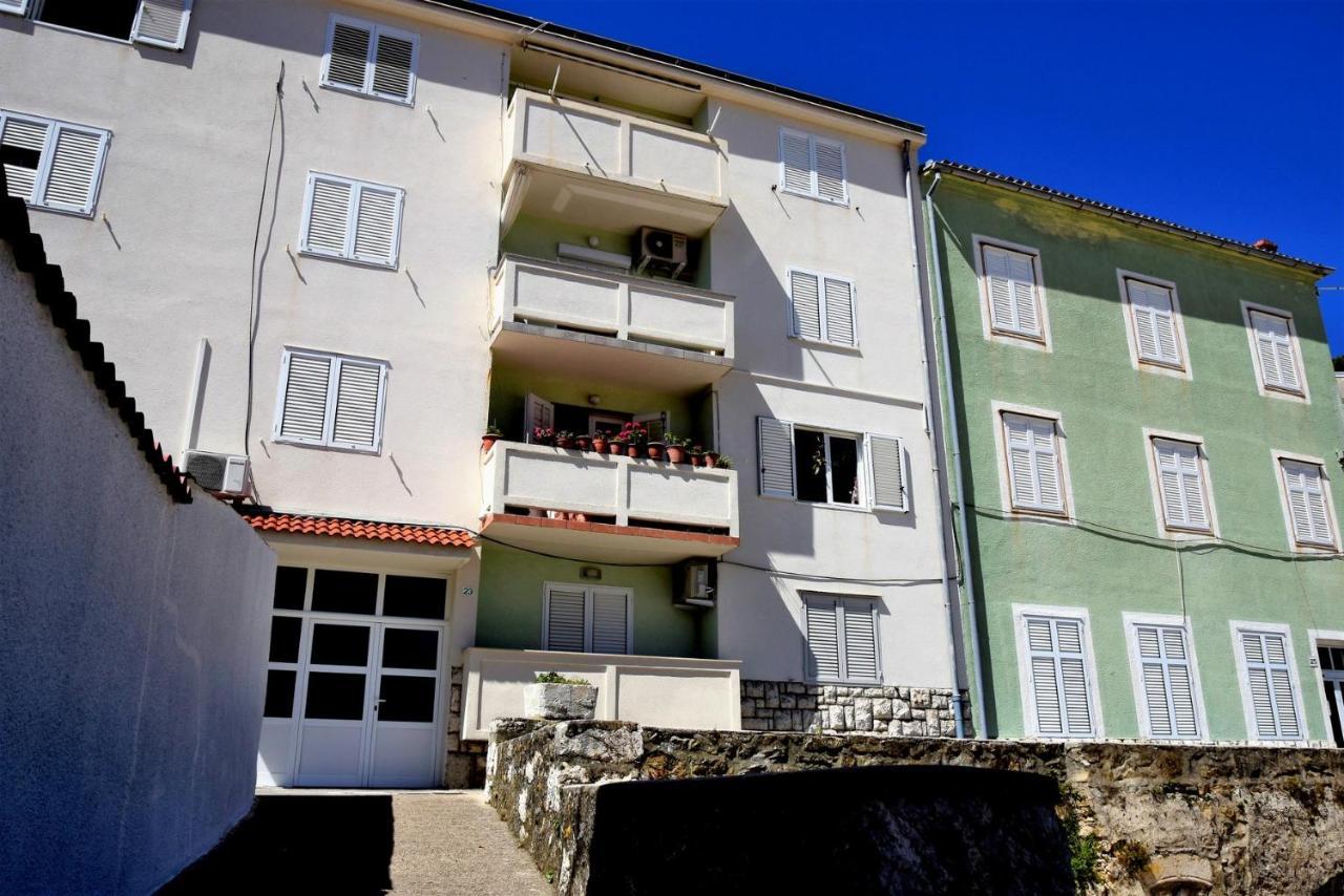 Rab City Apartment Greeny Rab Town Buitenkant foto