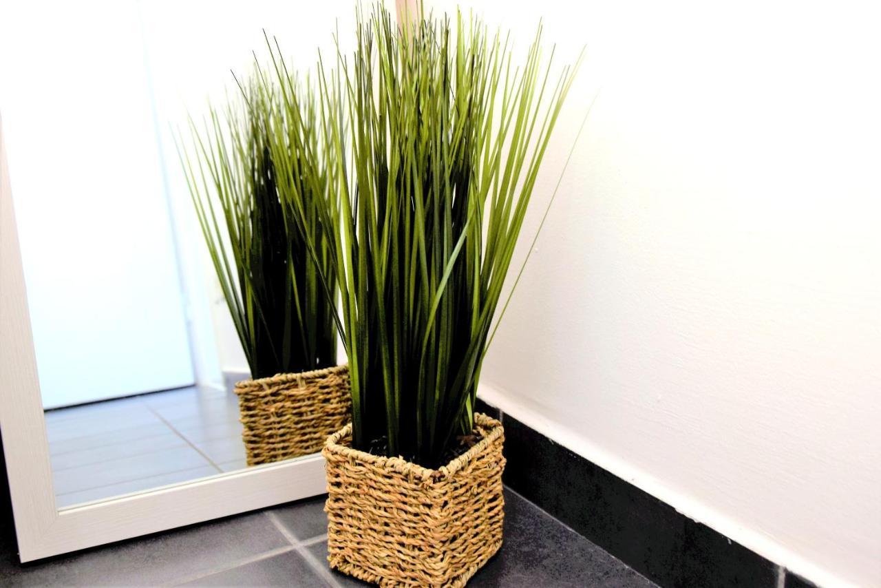 Rab City Apartment Greeny Rab Town Buitenkant foto